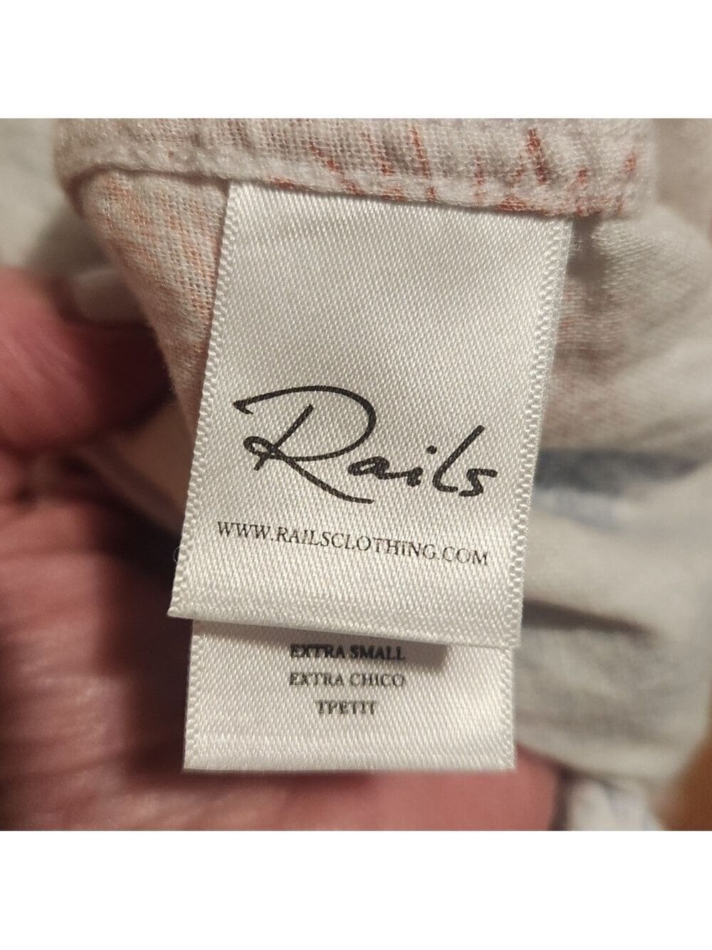 RAILS CHARLI RAINBOW PINEAPPLE LIGHTWEIGHT LINEN BLEND BUTTON DOWN SHIRT XS / S - Picture 13 of 14